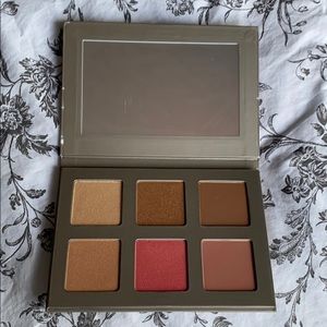 Inconic London Blaze Chaser Face Palette NWT